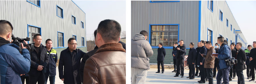 市委书记与im电竞董事长在新厂房制氢整线项目现场3